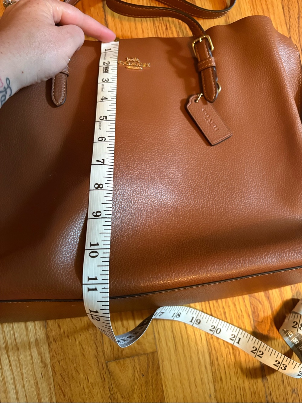 Women’s Coach Purse - Picture 5 of 8